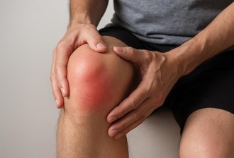 尿酸降了痛风还在犯？专家：你只做了一半，炎症才是全身危害核心