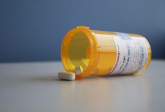 吃非布司他出现这5个症状立刻停药！尿酸正常不代表安全