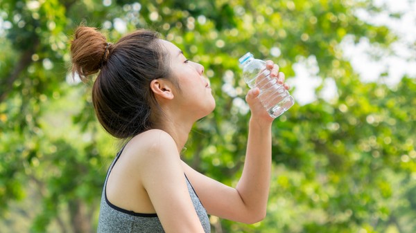 夏季高温天及时补水